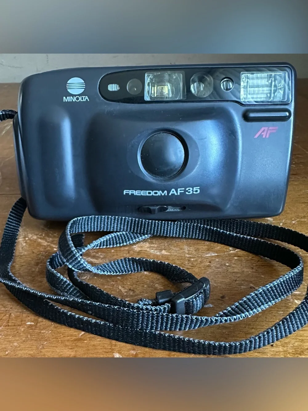 Minolta Freedom AF35 Compact Black Point-and-Shoot Film Camera